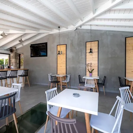 提阿特拉奇公寓 公寓式酒店 科斯镇