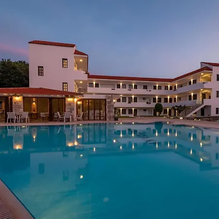 Theatraki Lägenhetshotell 2*