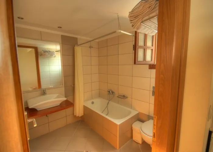 Aparthotel Theatraki Kos Town