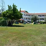 Theatraki