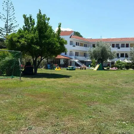 Theatraki